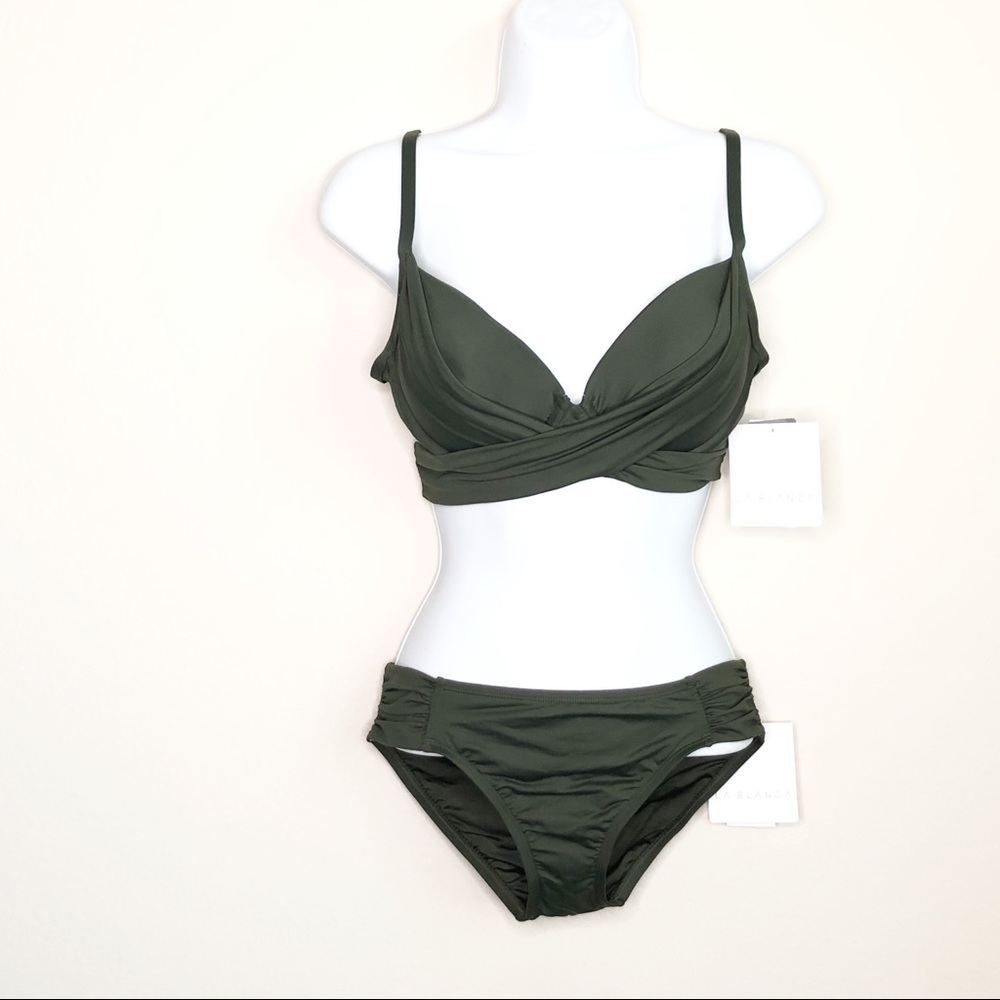 La Blanca Island Goddess Underwire Standard Island Goddess Shirred Hipster Set - Picture 2 of 7